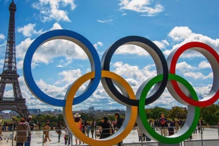 Paris Olimpiyatları a&ccedil;ılış t&ouml;reni tartışmaları s&uuml;r&uuml;yor!
