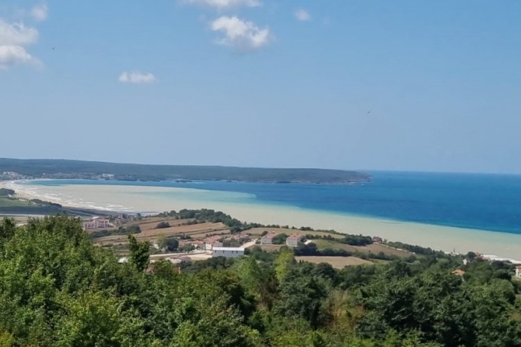 Sinop'ta yağmur durdu: Denizin rengi kartpostalları aratmadı!