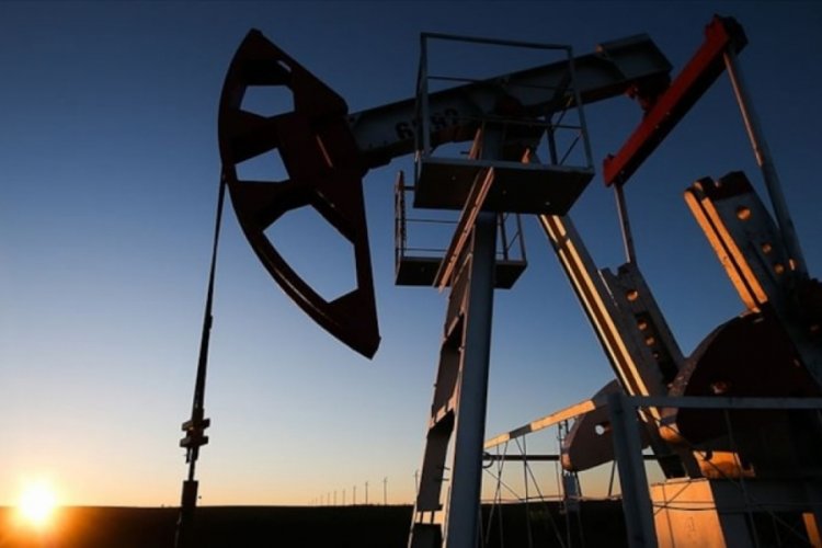 Petrol İsrail saldırıları sonrası y&uuml;kseldi