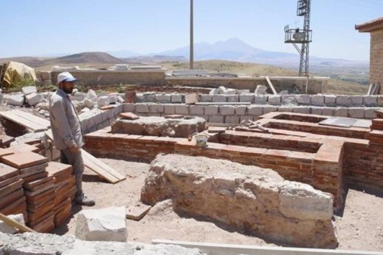 Aksaray'da Sel&ccedil;uklu d&ouml;nemine ait 5 mezar bulundu
