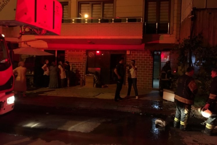 Kereste at&ouml;lyesinde yangın: Facianın eşiğinden d&ouml;n&uuml;ld&uuml;