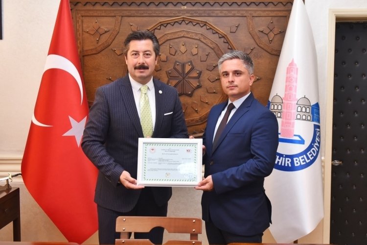 Bursa'da yıllardır ka&ccedil;ak olarak işletiliyordu! Kapatılmaktan kurtarıldı