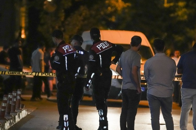 Anneannesini &ouml;ld&uuml;ren Bedirhan Şener akıl hastanesine sevk edildi