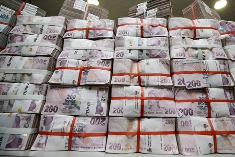 Bankacılık sekt&ouml;r&uuml;n&uuml;n kredi hacmi arttı: 14 trilyon lira