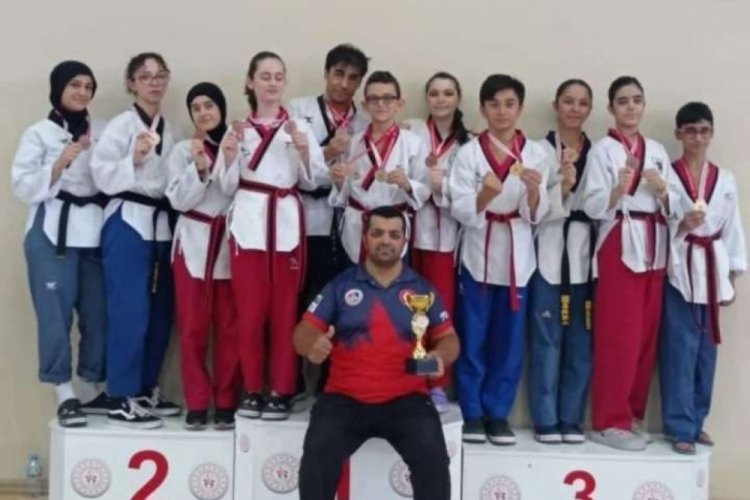 Uluşehir Bursa Spor Kul&uuml;b&uuml;'nden madalya ş&ouml;leni!
