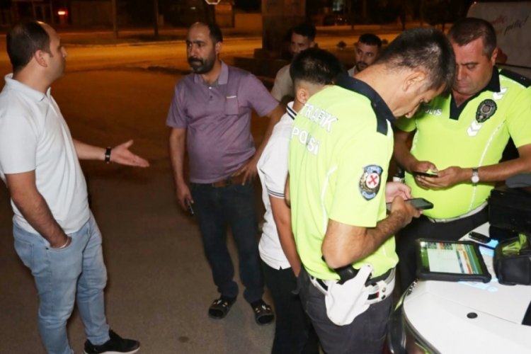 15 yaşındaki &ccedil;ocuğuna ara&ccedil; kullandıran babanın cevabı şaşırttı