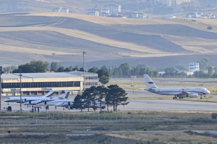 Ankara'daki tarihi takas operasyonu d&uuml;nya basınında!