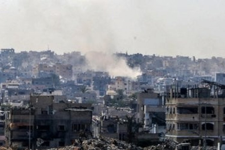 İsrail'in hava saldırısında 5 Filistinli hayatını kaybetti