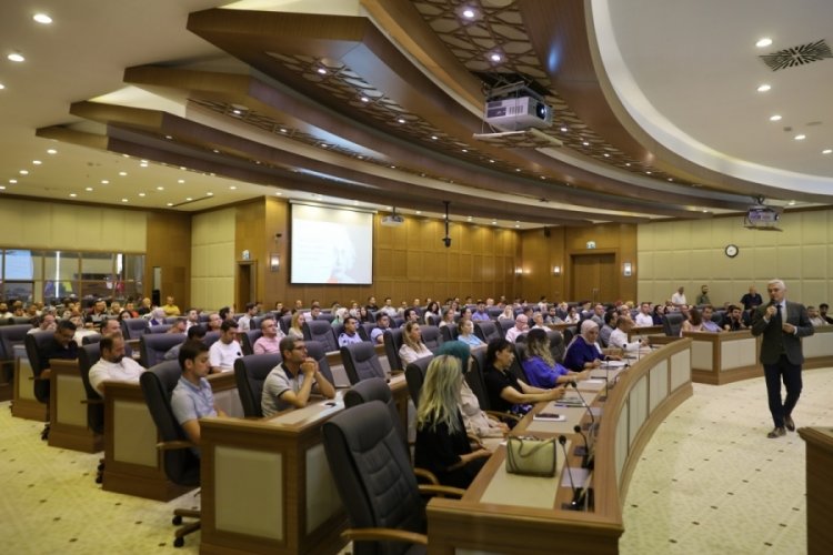 Bursa B&uuml;y&uuml;kşehir Belediyesi'nde aidiyet eğitimi verildi