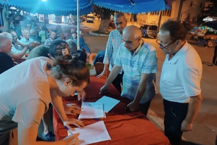 Bursa'da k&ouml;yl&uuml;ler dolu toplarının kapatılması i&ccedil;in imza atıyor