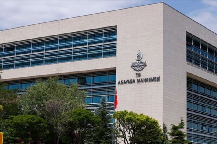 AYM İletişim Başkanlığı'nın iki yetkisini iptal etti!
