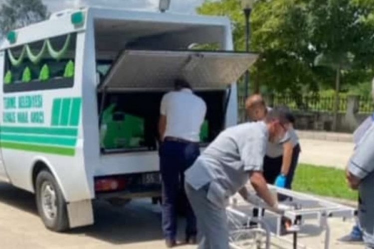 Samsun'da yengesini 17 yerinden vahşice bı&ccedil;akladı