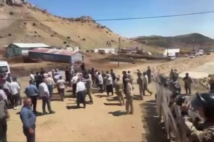 Adıyaman'da konut alanında arbede: 1 asker yaralı, 9 g&ouml;zaltı