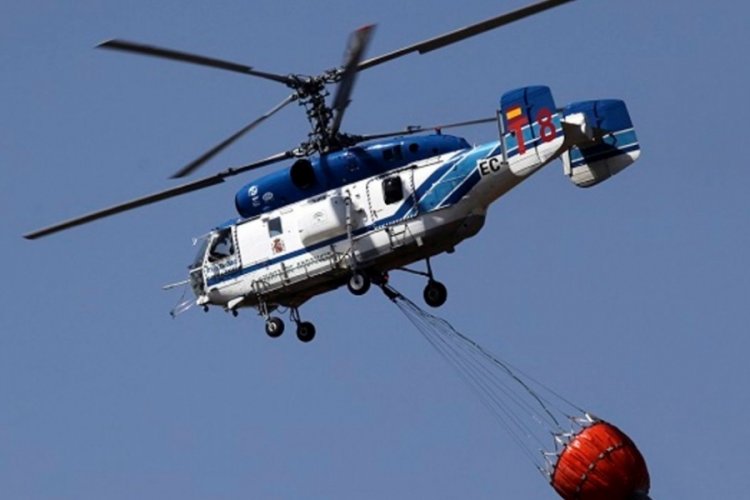 Adana'da yangın s&ouml;nd&uuml;rme helikopteri d&uuml;şt&uuml;