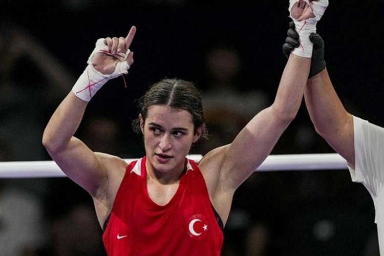Boks&ouml;r Esra Yıldız Kahraman, &ccedil;eyrek finalde