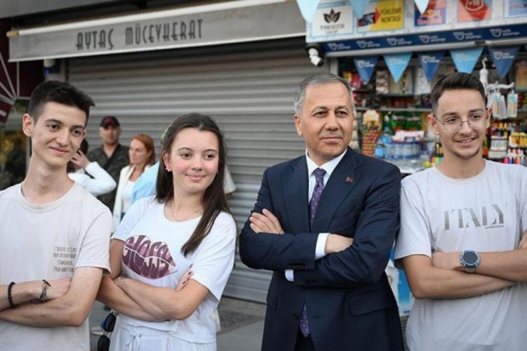 Bakan Yerlikaya Edirne'de esnaf ziyaretinde bulundu