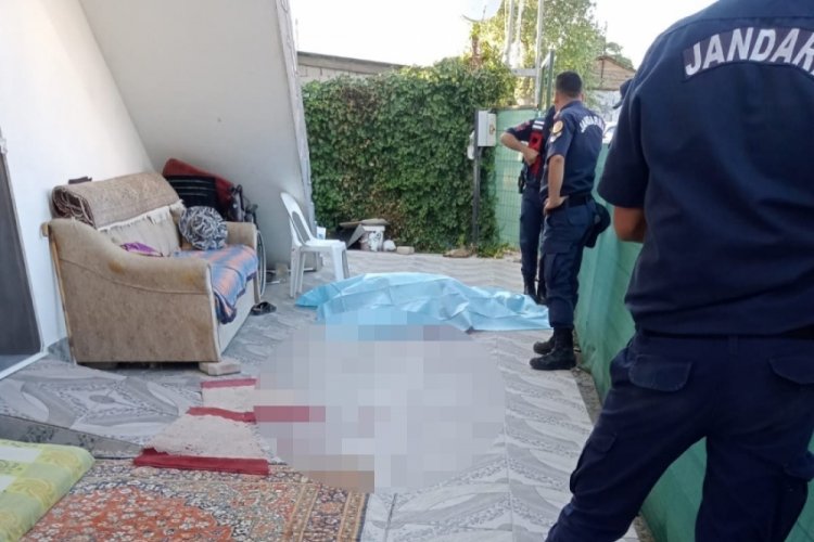 Ankara'da 19 yaşındaki gen&ccedil; tartıştığı ağabeyini silahla vurarak &ouml;ld&uuml;rd&uuml;