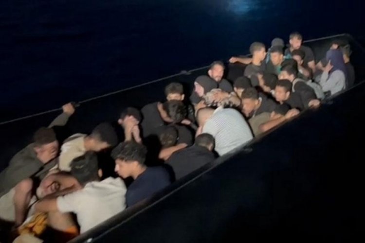 Muğla'da 61 d&uuml;zensiz g&ouml;&ccedil;men kurtarıldı