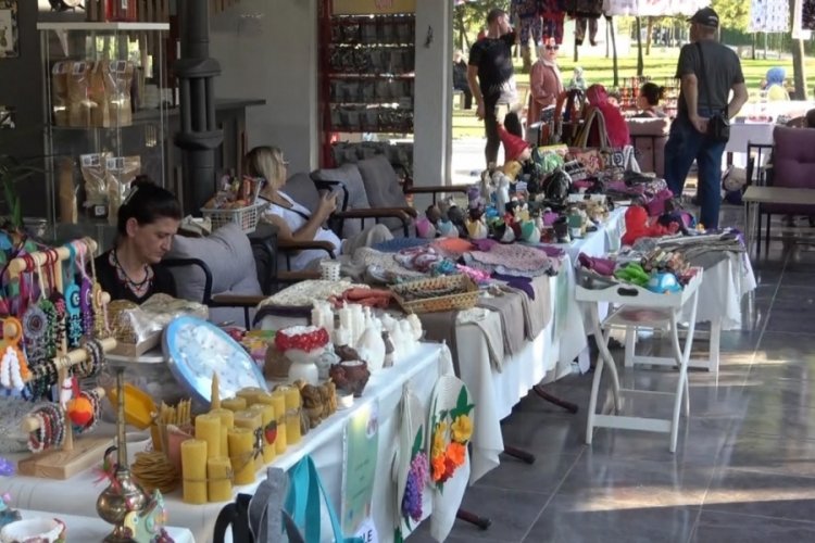 Bursa'nın &uuml;reten kadınları, alışveriş şenliğinde buluştu