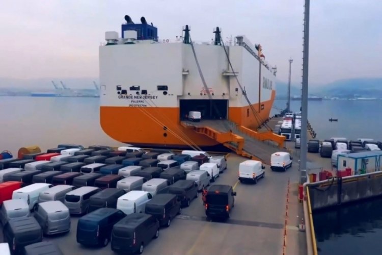 Otomotiv end&uuml;strisinin yedi aylık ihracatı 20,8 milyar dolara ulaştı