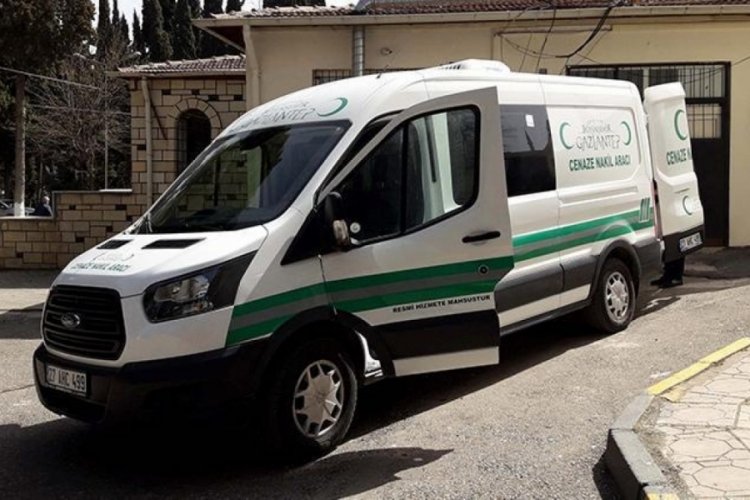 Gaziantep'te zincirleme trafik kazasında 3 &ouml;l&uuml;!