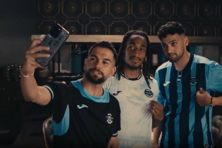 Adana Demirspor, yeni sezon formalarını kebap&ccedil;ıda tanıttı