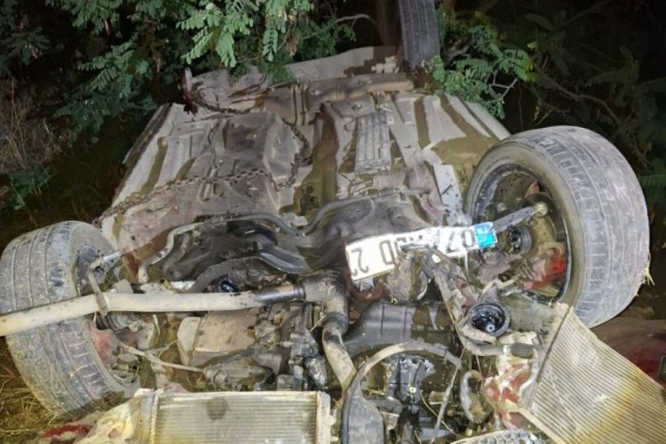 Karaman'da otomobil takla attı: 2 yaralı