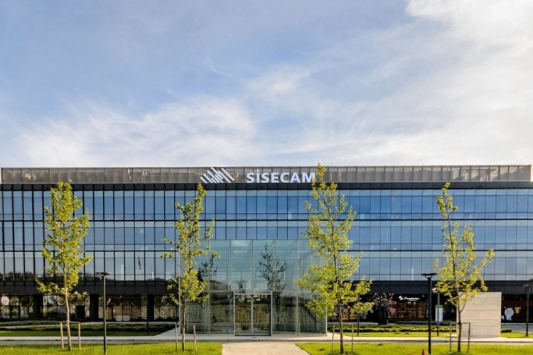 Şişecam, 2023'te AR-GE harcamalarının y&uuml;zde 63,5'ini s&uuml;rd&uuml;r&uuml;lebilirlik projelerine ayırdı