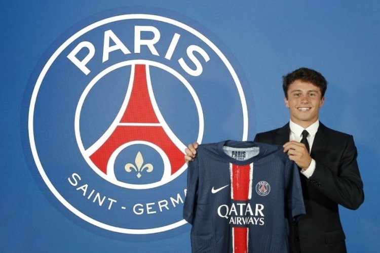 Paris Saint-Germain, Neves'i kadrosuna kattı