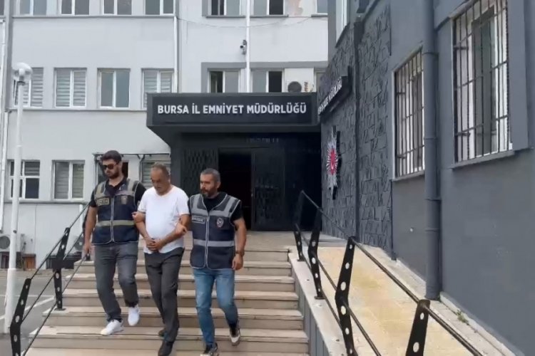 Bursa'da &uuml;&ccedil; yıl boyunca başkasına ait kimlikle yaşadı