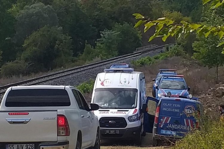 Samsun'da 24 yaşındaki bir gen&ccedil; ağaca asılı halde bulundu