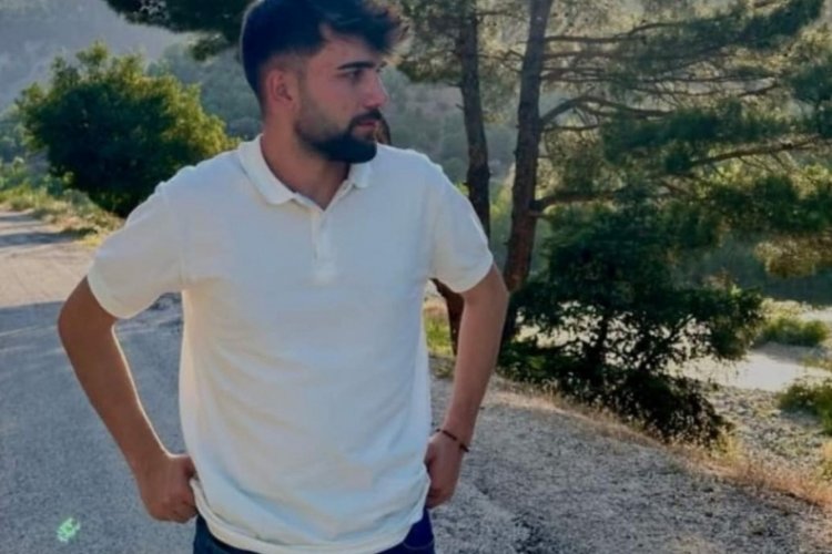 Otomobilin &ccedil;arptığı yaya hayatını kaybetti