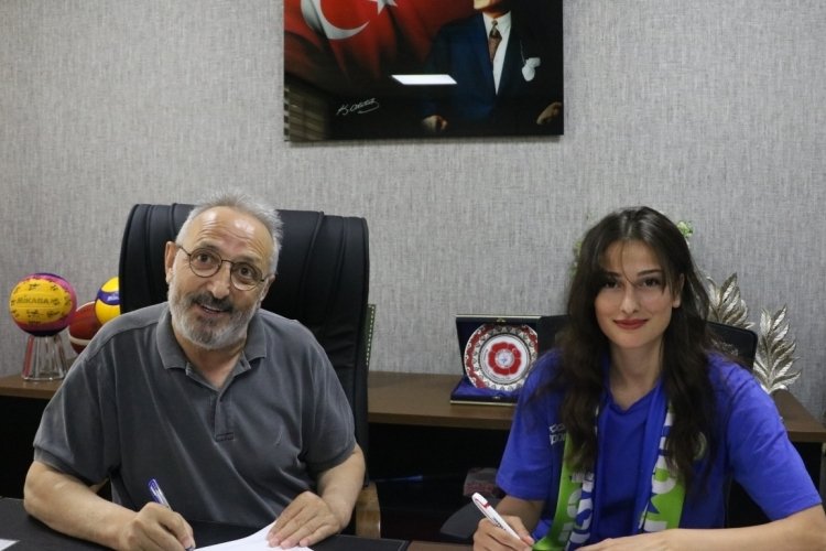Bursa B&uuml;y&uuml;kşehir Belediyespor transferi tamamladı