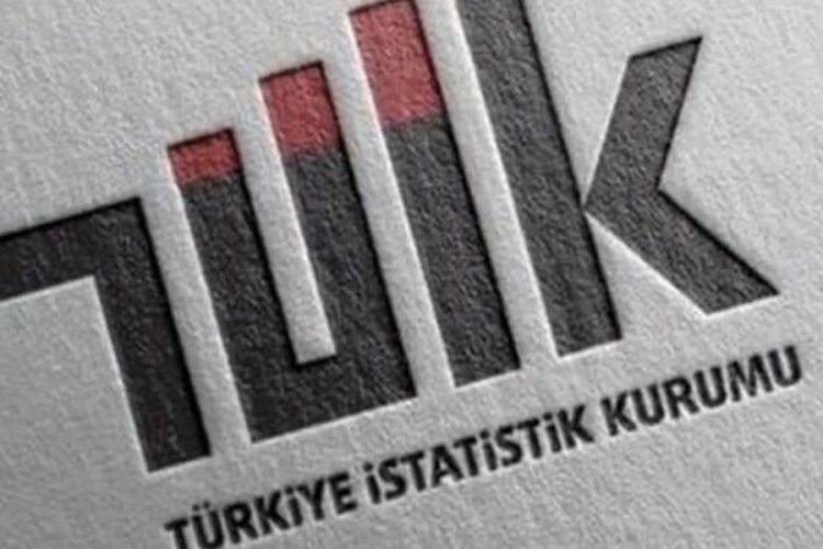 Aylık en y&uuml;ksek reel getiri BIST 100 endeksinde oldu