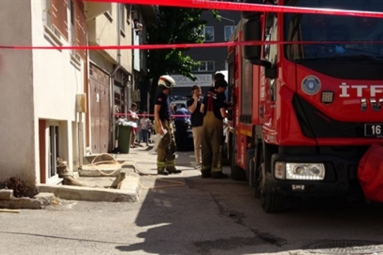 Bursa'da evinin bodrum katında yanmış cesedi bulunmuştu! Cinayetin ş&uuml;phelisi &uuml;niversiteli &ccedil;ıktı