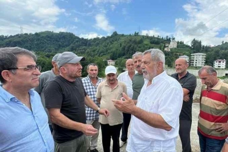 Rize'de k&ouml;yl&uuml;lerden tepki: K&ouml;pr&uuml;leri 18 aydır yapılmadı