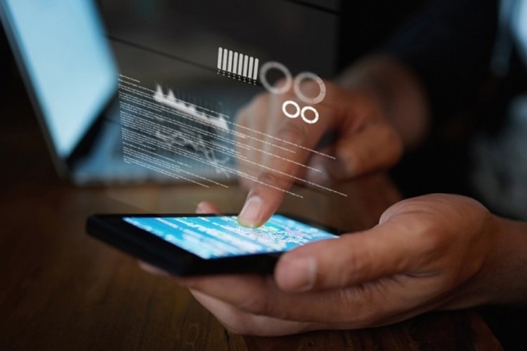 Bu uygulama, telefonunuzu soyup soğana &ccedil;eviriyor