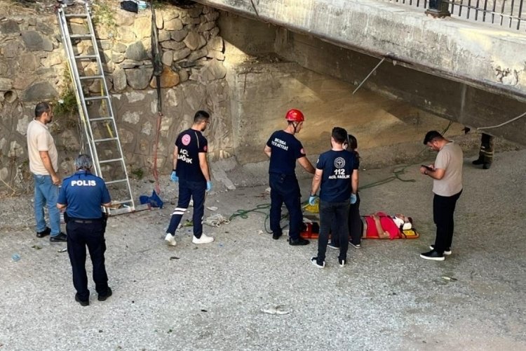 Y&uuml;r&uuml;y&uuml;ş yaparken dereye d&uuml;şt&uuml;