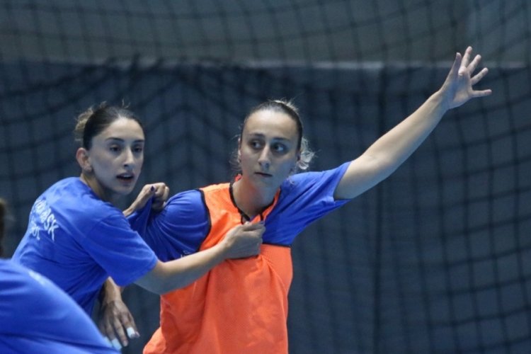 Bursa B&uuml;y&uuml;kşehir Belediyerspor'da yeni sezon heyecanı