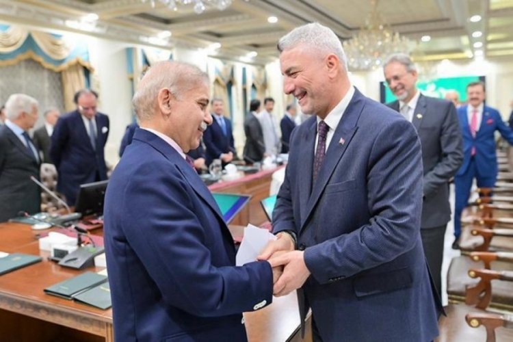 Bakan Bolat, Pakistan Başbakanı Şerif ile g&ouml;r&uuml;şt&uuml;