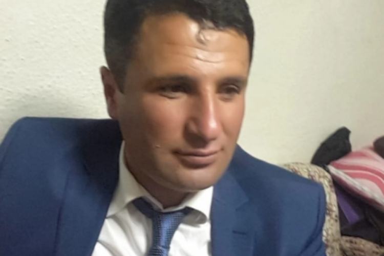 D&uuml;ğ&uuml;nde a&ccedil;tığı ateşle 3 &ccedil;ocuk yaralandı, Muhtar g&ouml;revden alındı!