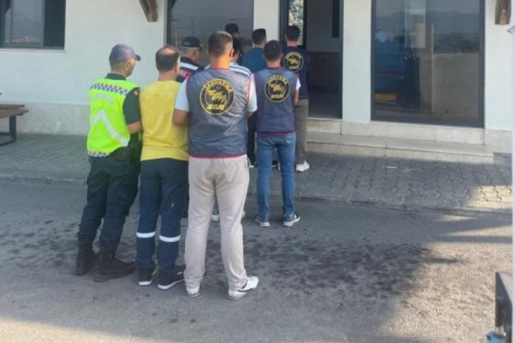 Haklarında 8 yıl kesinleşmiş hapis cezası olan 3 şahıs yakalandı