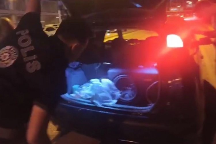 Bursa polisi gece boyu şehir merkezinde kuş u&ccedil;urtmadı