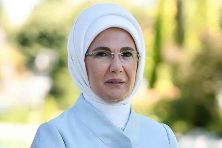 Deniz suyunu i&ccedil;me suyuna &ccedil;evirdi! Emine Erdoğan tebrik etti