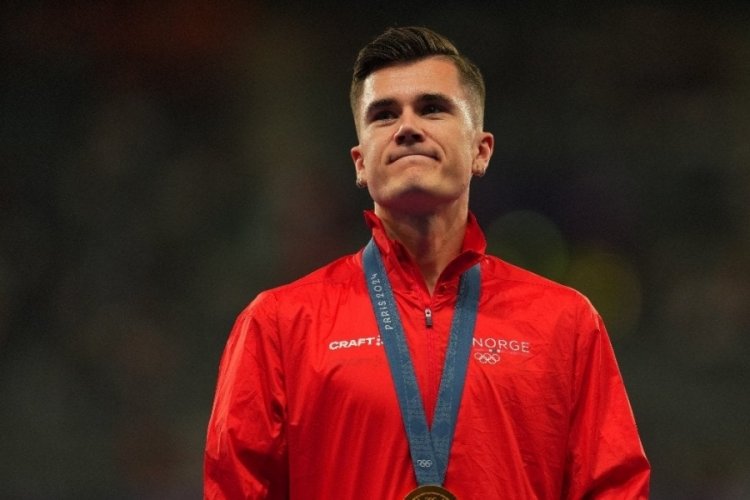 Erkekler 5 bin metrenin galibi Jakob Ingebrigtsen!