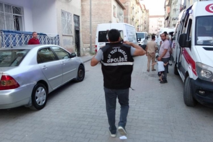 18 yaşındaki gen&ccedil; kız elektrikli s&uuml;p&uuml;rge kablosu ile asılı halde bulundu