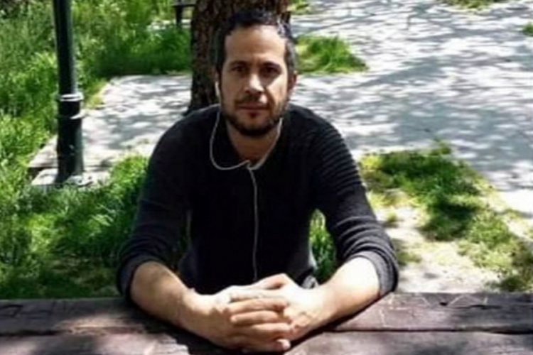 1 &ccedil;ocuk babası adam evinde &ouml;l&uuml; bulundu!