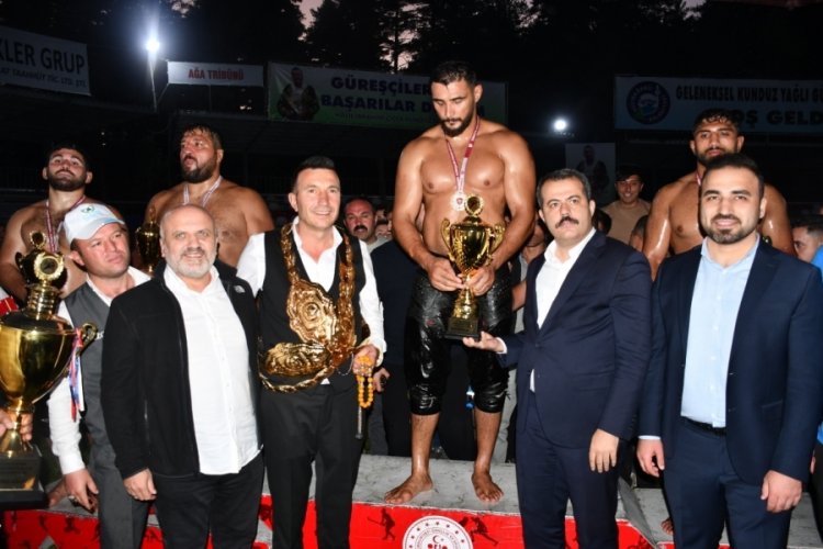 Samsun'da başpehlivanlığı Mustafa Taş kazandı