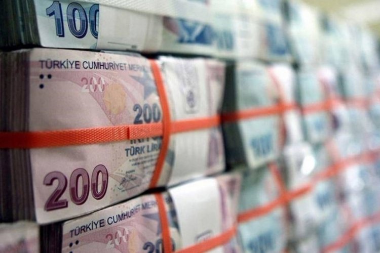 Hazine, 32 milyar lira bor&ccedil;landı