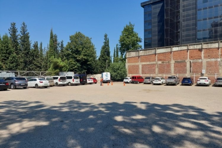 Bursa'da BURBAK otoparklarına y&uuml;zde 80 zam! G&uuml;n boyu &uuml;crete zam geldi mi?